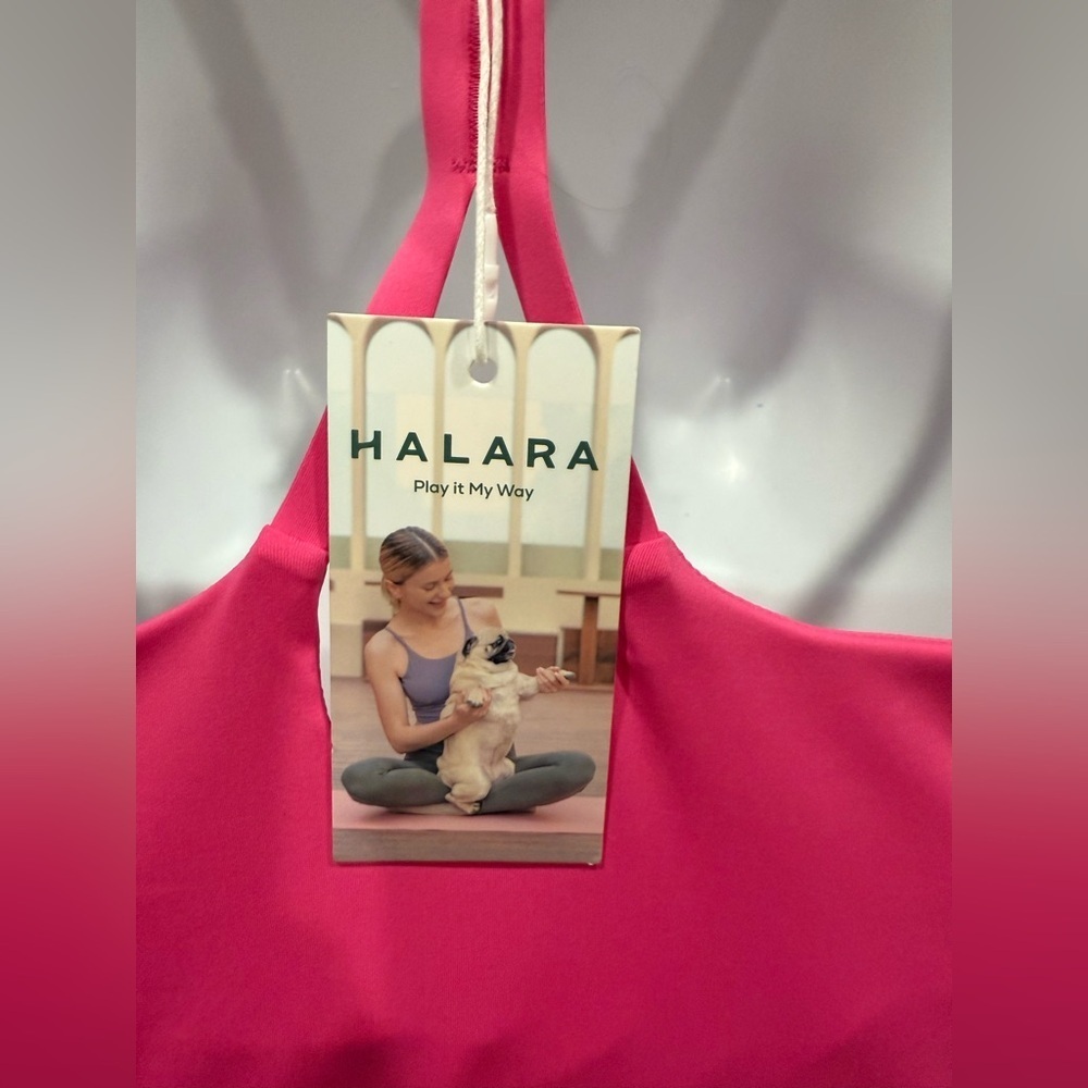 Halara Backless Cut Out Adjustable Strap 2-in-1 Pocket Cool Touch Size S - Picture 3 of 7